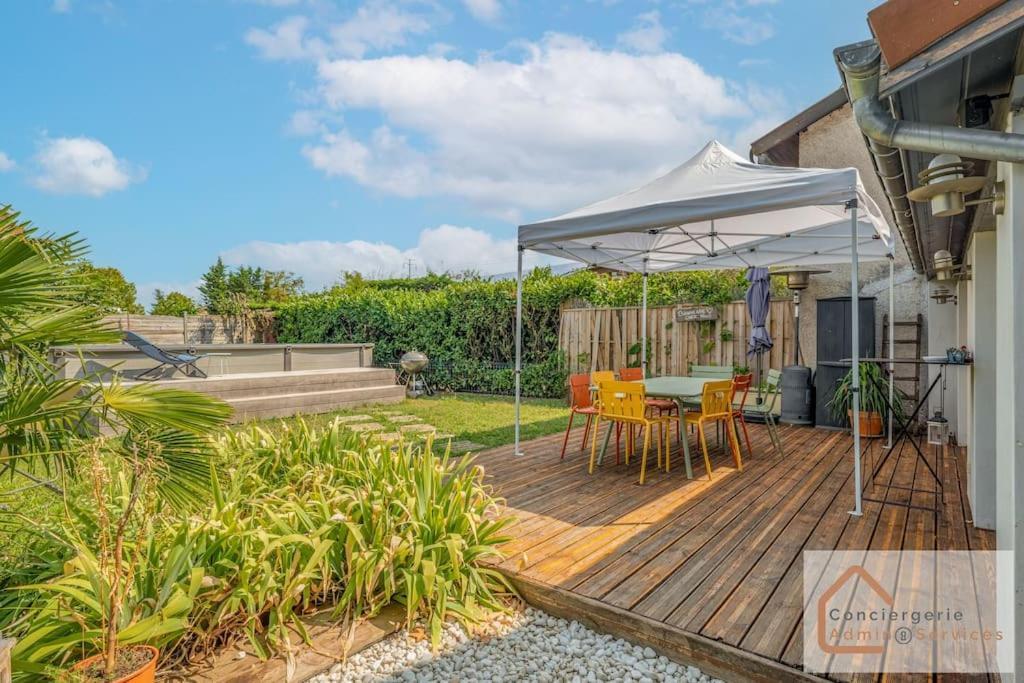 Maison A Lyon Parilly Avec Piscine, Jardin, Parking Prive & Proche Eurexpo Vénissieux Esterno foto
