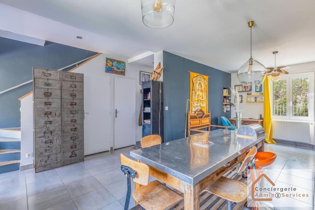 Maison A Lyon Parilly Avec Piscine, Jardin, Parking Prive & Proche Eurexpo Vénissieux Esterno foto